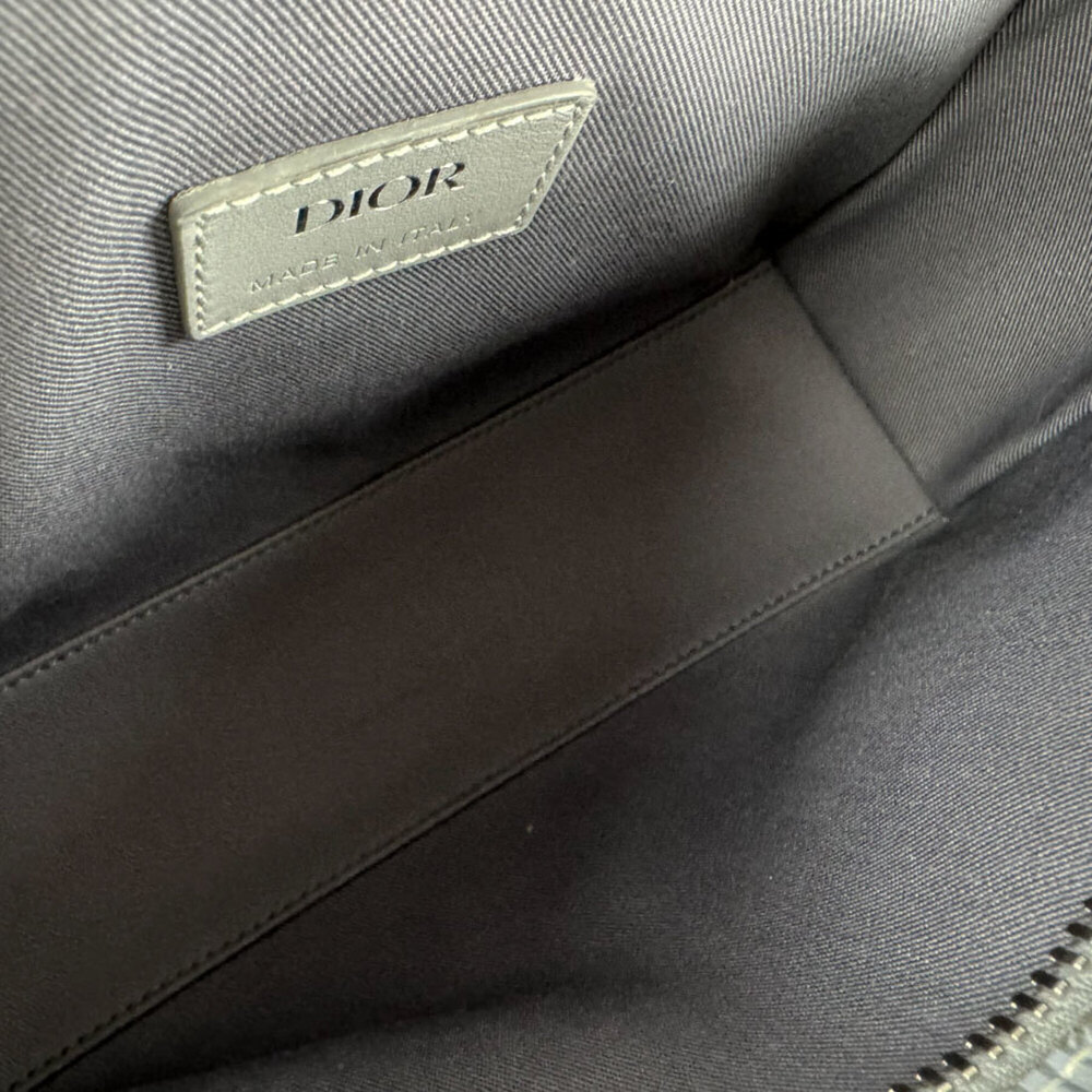 CHRISTIAN DIOR Gray Leather Shoulder Bag - Picture 5 of 13
